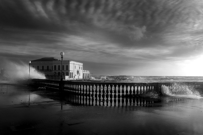 Mareggiata - Terazza Mascagni - Luisotti Luigi - fotografo