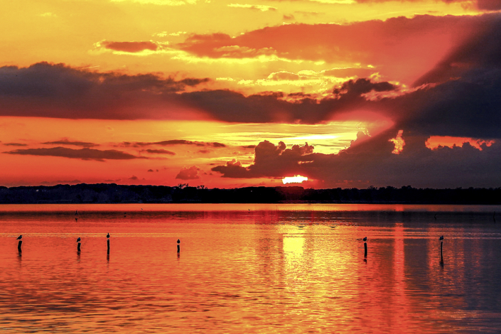 Tramonto infuocato - Lido di Camaiore - Luisotti Luigi - fotografo